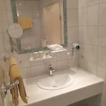 Haus Hubertus 4*
