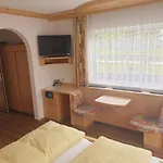 Haus Hubertus Gæstehus 4*