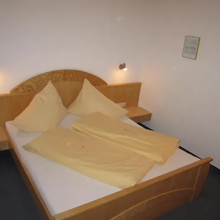 Haus Hubertus Pensión Mieders